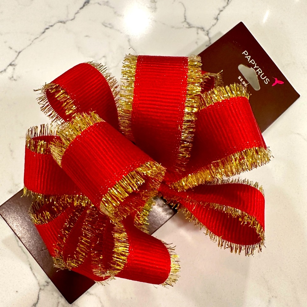 NWT Papyrus Bow